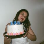 Stefany Vaz Instagram - e hoje meu pai me disse “você só faz 19 anos uma vez na vida” legal né, dizem que as outras idades também.