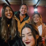 Stefany Vaz Instagram - noite muito legal e massa 🦑