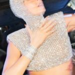 Stella McCartney Instagram - MET GALA: Behind the scenes with my #MetGala2024 gang, glowing like Stella stars in custom-made sustainable pieces and @VRAIofficial created diamonds... x Stella VRAI’s pioneering process uses carbon from greenhouse gases to make its created diamonds, with each carat saving 143 lbs of carbon dioxide. Pairing innovation with craftsmanship, each stone is expertly cut and polished to the highest industry standards – placing them in the top 1% globally.  Credits Photo: @WattsupPhoto Makeup: @PatMcGrathReal Nails: @KureBazaar Jewellery: @VRAIOfficial Hair: @TinaDidIt @DysonUSA @DysonHairPro  Transport: @Cadillac   #MetGala #CaraDelevingne #FKAtwigs #EdSheeran #InStella