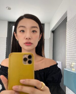 Stephanie Lee Instagram - #고간지2 촬영중 띠용🙄