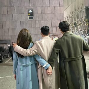 Stephanie Lee Instagram - 철산 사하 용산 삼각관계? 😆