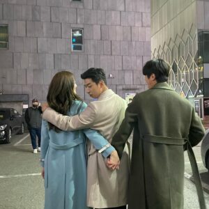Stephanie Lee Instagram - 철산 사하 용산 삼각관계? 😆