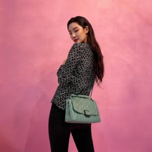 Stephanie Lee Instagram - 올 봄을 잘 부탁해 브리오슈💓
화이트데이 캔디 대신 ..💕
#LongchampBrioche 
#롱샴 #광고