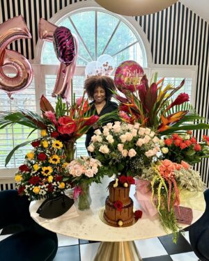 Stephanie Mills Instagram - LOOK AT MY BEAUTIFUL FLOWERS! 🌺 🪻🪷🌹🌷🌸💮