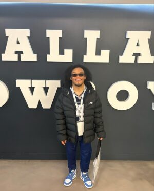 Stephanie Mills Instagram - I cannot let this week go by without acknowledging my grown man, Farad J. Mills, 23rd birthday 🎉🎂👏🏾. #faradj loves the @dallascowboys and their organization was so kind to give my son a private tour of the Dallas Cowboys 🏈 training facility. 

Also thank @omarepps, Derrick Eagleton, and Agape Way, Inc. for reaching out. Don was our tour guide and Krissy, who’s the cowboys reporter. So much wonderful history we learned and information. Thank you guys for helping us to make my son’s birthday so special he’ll never forget it. Thank you.💜💜💜💜💜💜💜💜💜💜💜💜💜💜💜💜💜💜💜💜💜 NOW, how about them Cowboys 👏🏾