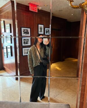 Stephanie Shepherd Instagram - proof that I have in fact left the house.