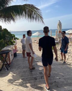 Stephanie Shepherd Instagram - boys trip 💅🏼