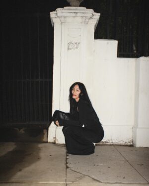 Stephanie Shepherd Instagram - me in @tovestudio outside a strangers house.