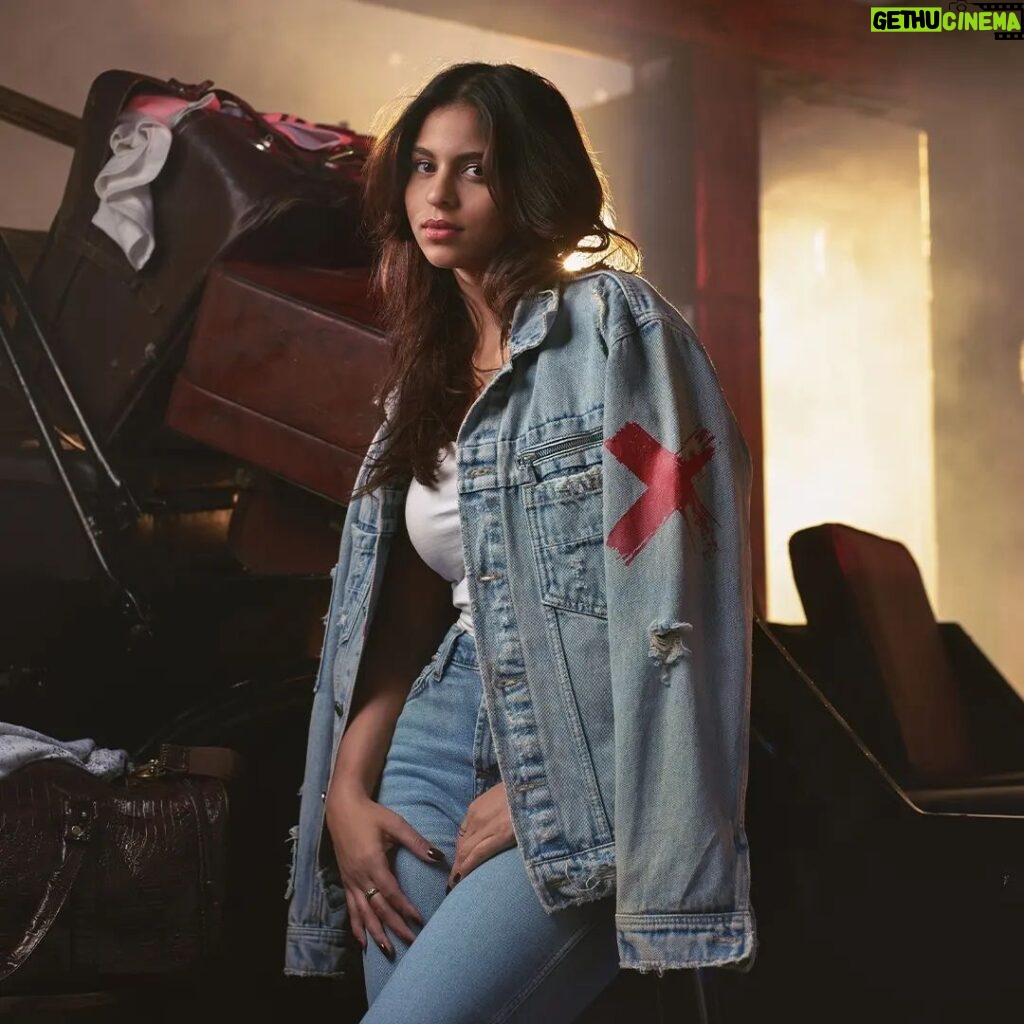 Suhana Khan Instagram - Stay calm. Or at least try to. X-2. Signature X Denim Jacket. Dropping on 17th March, only on www.dyavolx.com