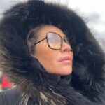 Sulafa Memar Instagram - ميلاد مجيد وكل سنة وانتو بألف خير ♥️ احلى شي بالحياة الأصحاب والأصدقاء اللي في بينك وبينهن عشرة عمر ... الله يجمعنا من جديد ويجمعكن مع كل اللي مشتاقينلن 🙏 . #سلافة_معمار Photo credit @nadia.irksousi 🥰 @sonia_bittar1 @alaniammar @seif_elsbei @shadi_ali__ @ayhamalani . #Christmas #MerryChristmas #SulafaMemar #December 2021 #Prague #Friends