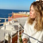 Sulafa Memar Instagram - صباح الخير ☀️🌻 . #SulafaMemar #سلافة_معمار