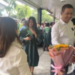 Sunshine Cruz Instagram - Congratulations to our @chesca.montano! 👩‍🎓❤️🥹 We are so proud of you anak. 😘😍 #proudparents #proudmom #family