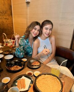 Supakson Chaimongkol Instagram - 😋 กินข้าวกับหมูน้อย @ming.charri @miharu.bkk #iamkrataefinedining