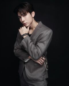 Suppasit Jongcheveevat Instagram - Absolutely honored to begin this exciting new journey as the Ambassador of H&M Thailand. Get ready for many incredible projects in the year! #MewAmbassadorHMThailand @hm #HMThailand
