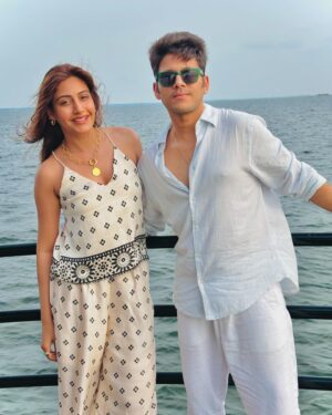 Surbhi Chandna Instagram - Wife Appreciating the Husband cause today is ‘Husband Appreciation Day’ 🫶🦧