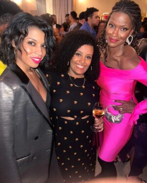 Susan Kelechi Watson Instagram - It was a #macro kind of night✨️...
@staymacro #oscarweek