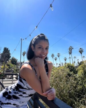 Susan Kelechi Watson Instagram - LA finally behaving #nomorerainintheseclouds🌴☀️