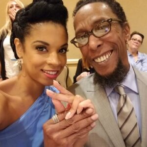 Susan Kelechi Watson Instagram - It was really an instant gravitation. Like anytime you were in the room Id quickly make my way to you. Was it the new york energy, both of us getting a big break at the same time, the coolness, the swag, the stories of hardships and triumphs, the honesty, the laughter, the humor, the laughter, the laughter, the humor and the honesty. The genuiness. The freedom and generosity with which you gave your authentic self. Letting me know you. The joy of your meteroic rise at 59 years of life. Sharing deeply in that joy. The fact that I could say, "hey...wanna go to a diner and rehearse this scene?" and you were 100% down with it because thats where you came from.  Read, rehearse, stage. You knew it well. It was your short hand. I got to witness 1st hand your commitment to wanting to give the very best performance every single time...the absolute best performance you could give. You werent satisifed unless everyone else was satisfied when cut was called. 

I appreciate all the check-ins we shared as you continued your journey onto new adventures. The reunions we had and the love that was always there. You were my  friend. And what a blessing in this life to have a friend called You. You LOVED being an actor, an artist, a forever student of life. But I knew you to love nothing more than Jasmine. My heart goes out to you @jazzy_joness . You were the music to his soul. His Jaz. His jazz. His jazz.

So...

One time for the coolest cat. One time for the mark he left that will remain. One big ol standing ovation for my guy, Ron Cephas Jones. 

Jah bless and guide you sweetly home, my friend.🐈‍⬛️🎭🎶🙏🏽❤️

Missing you...