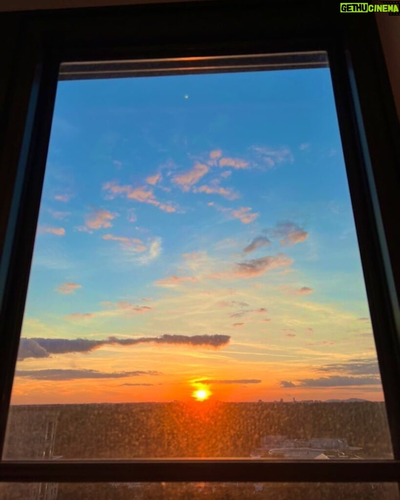 Susan Sarandon Instagram - Sunset in Atlanta, my new Home away from Home