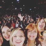 Susan Sarandon Instagram - Love hanging out with these gals in Chicago! #Repost @kristenanniebell ・・・ Screening #badmomschristmas for 700 bad mothers in Chicago tonight! #milakunis #kathyrnhahn #susansarandon #cherylhines