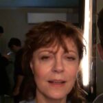 Susan Sarandon Instagram - @julianmorris stopped by to help me tell you that it’s your last chance to win a trip to New York to visit me on the set of my new movie called… actually I can’t even tell you the title, that’s how secret it is. It’s just $10 to enter and support a great cause, Hope North. It’s the holiday season so give a little back and you just might win. OK, I’ve already said too much so click the link in my bio to enter. 😘🤫