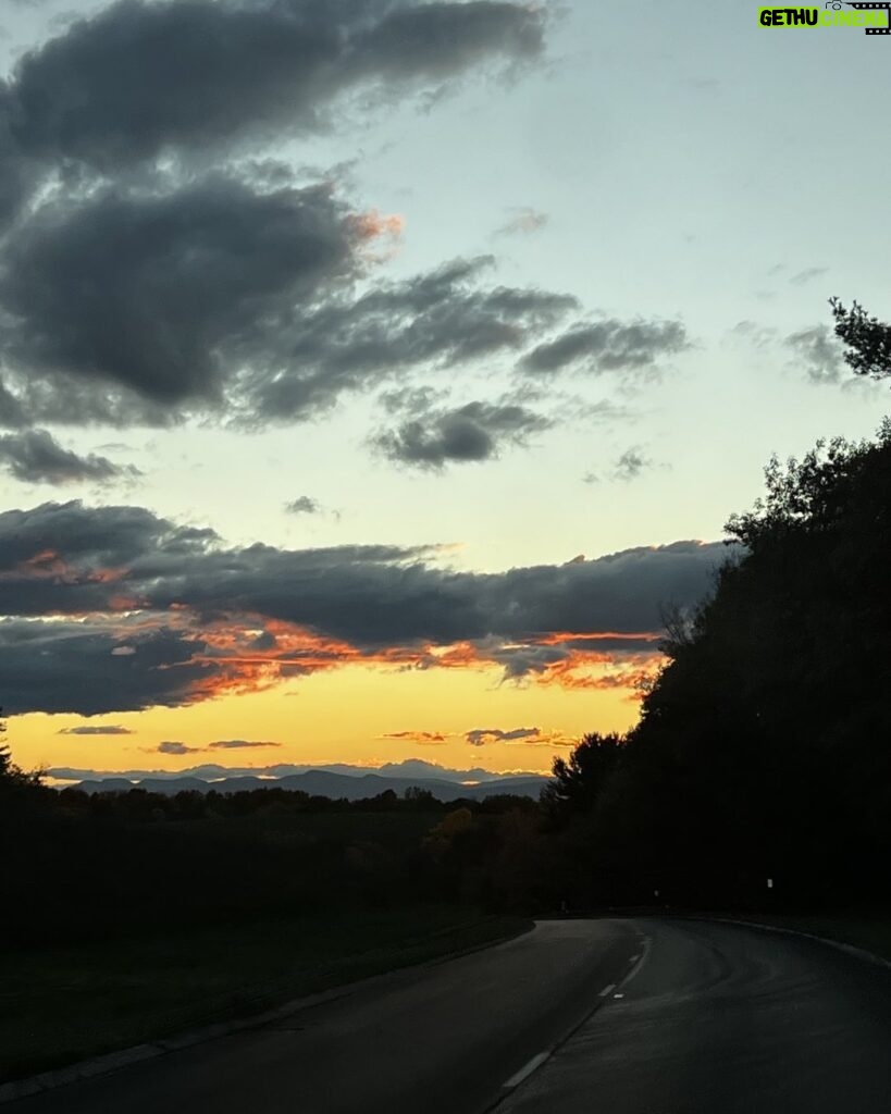 Susan Sarandon Instagram - Driving home from Vermont