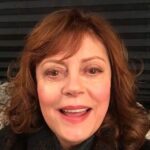 Susan Sarandon Instagram - Have you taken a second to donate $10 for a chance to win a two-night trip for two to NYC to visit me on the set of my new secret movie? No? Well now’s your chance! Just click the link in my bio to donate and all the money goes directly to Hope North, a school in Uganda providing orphans and refugees of the war with a safe haven along with the skills and experience to find and spread peace in the wake of tragedy. See you soon! ❤️😘