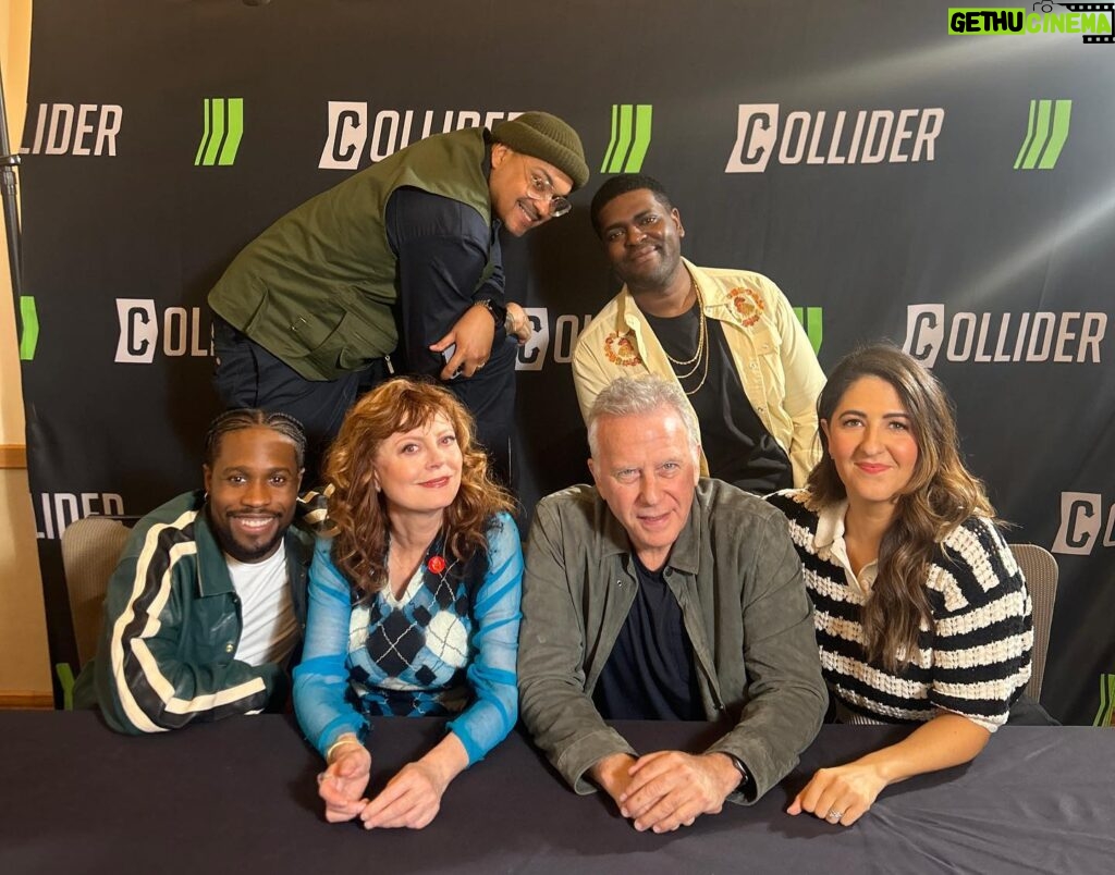 Susan Sarandon Instagram - Hanging with ‘The Gutter’ Team in Austin at SXSW. So much love & laughs. #TheGutter 🎳