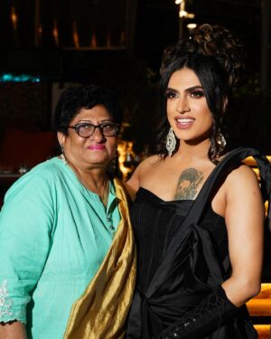 Sushant Divgikar Instagram - Mumma 🥹🙏🏼. 

One word , but that word is my whole entire universe and that word is - MOM ! 

Happy Mother’s Day to my life. 
I hope you see this and know that I am a better mother to my kids because you have been such a phenomenal to me and Karan. 

Thank you for all that you have done for us but now it is our time to give YOU everything WE can ! 

Love you and always will !
Yours ,
Sushu. 

#morhersday #internationalmothersday #love #unconditional #unconditionallove #bond