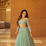 Swastima Khadka Instagram - For @marshallmarsala ❤️ Art Deco’23 #marshallmarsala Team: @oscarshrestha @meiilanvisualarts @anush__shrestha @blushwithsaddixya @hairartist.durga @ganapatijewellersnp @hotelshanker