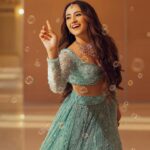 Swastima Khadka Instagram - For @marshallmarsala Art Deco‘23 #marshallmarsala Team: @meiilanvisualarts @ganapatijewellersnp @anush__shrestha @blushwithsaddixya @hairartist.durga