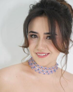 Swastima Khadka Instagram - #Basanta press meet 🦋

Team:
@siwangiofficial 
@sbd_nepal 
@shradha_maskey 
@hairstylist_rgm 
@ritu.chhantyal