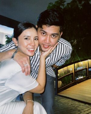 Sweet Qismina Instagram - Happy New Year everyone. May Allah blesses us all in 2024. Semoga semua azam kita tercapai, kalau masih tak capai, it’s okay, cuba tahun depan lagi ✨
And may Allah blesses our marriage too forever 🕊️