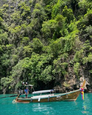 Sweet Qismina Instagram - Phi Phi island 🌊