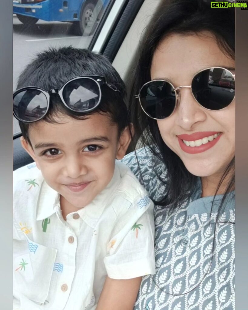 Swetha Changappa Instagram - Happy Friendship Day everyone from me n my youngest best friend @jiyaan_aiyappa 🧿🧿❤ Let's spread some love and happiness 🧿🧿🧿💕