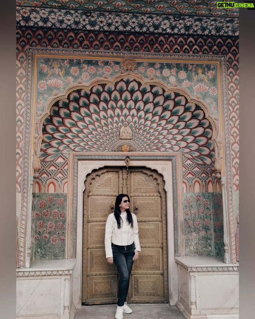 Swetha Changappa Instagram - "Knowing yourself is the beginning of all wisdom."❤️ Take me back to my good old days❤️ missing Jaipur days❤️