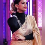 Swetha Changappa Instagram - ELEGANCE at its BEST❤️ Ohh man, i loved my look for womens day celebration episode of super queen show ❤️ Thank you my beautiful team to agreeing to my demands for this episode 🙈 and pulling out the best look❤️ Makeup:- @keerthiram28 Love u darling for the beautiful makeup as always Jewellery:- @rentbridaljewels Thank you Vani this beautiful jewellery which looked perfect for this look Outfit and styling:- @rktopknotchstudio Thank u Keerthi for the best option that u got ❤️ Hairstyle:- @hairstyle_by_shashi i love u Shashi. This was the best❤️