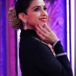 Swetha Changappa Instagram - ELEGANCE at its BEST❤️ Ohh man, i loved my look for womens day celebration episode of super queen show ❤️ Thank you my beautiful team to agreeing to my demands for this episode 🙈 and pulling out the best look❤️ Makeup:- @keerthiram28 Love u darling for the beautiful makeup as always Jewellery:- @rentbridaljewels Thank you Vani this beautiful jewellery which looked perfect for this look Outfit and styling:- @rktopknotchstudio Thank u Keerthi for the best option that u got ❤️ Hairstyle:- @hairstyle_by_shashi i love u Shashi. This was the best❤️