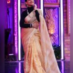 Swetha Changappa Instagram - ELEGANCE at its BEST❤️ Ohh man, i loved my look for womens day celebration episode of super queen show ❤️ Thank you my beautiful team to agreeing to my demands for this episode 🙈 and pulling out the best look❤️ Makeup:- @keerthiram28 Love u darling for the beautiful makeup as always Jewellery:- @rentbridaljewels Thank you Vani this beautiful jewellery which looked perfect for this look Outfit and styling:- @rktopknotchstudio Thank u Keerthi for the best option that u got ❤️ Hairstyle:- @hairstyle_by_shashi i love u Shashi. This was the best❤️