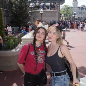 Sydney Sweeney Instagram - happiest place on earth (๑*◡*๑)