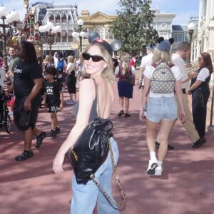 Sydney Sweeney Instagram - happiest place on earth (๑*◡*๑)