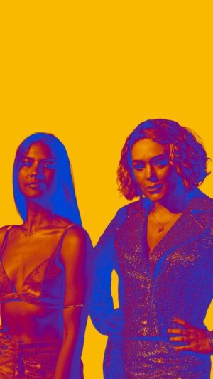 Tânia Mara Instagram - O videoclipe oficial de #UmPoucoEstranho já está disponível ❤️‍🔥💫

Assista agora mesmo no @youtubebrasil 🌟 

#anabzzi #taniamara
