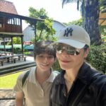 Tamara Bleszynski Instagram - Selamat yah anakku sayang @kenzoulionofficial Mommy bangga banget dengan semangat belajarmu 📚📖 Today’s Student-Led Conference 👨🏻‍🎓