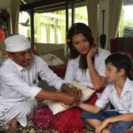 Tamara Bleszynski Instagram - Matur Suksma atas semua kebaikannya. Selalu akan kami ingat. Rahayu selalu. ♥️ forever, Tamara & Kenzou