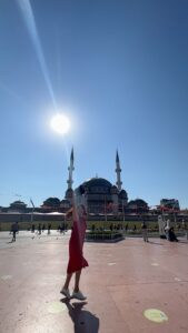 Tamara Bleszynski Instagram - Kututup malam/pagi ini dengan Doa terindah. Terima kasih Ya Allah ♥️ Jumpa lagi kita esok? Semoga. TBlz