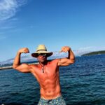 Tamer Hagras Instagram - Happy eid 😁 not flexing 😄عيد سعيد 😁انا كده مش شادد 😆😍 الحمدلله #هجرس_تراڤلز #hagrastravels