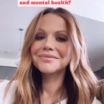 Tammin Sursok Instagram – Mental health issues and hormones are oftentimes a result of what we are putting into our bodies. 

I’ve struggles with mental health my whole life and most recently hormone issues. I find myself greatly suffering when I’m consuming high sugar/GI foods and packaged preservative laden snacks. 

I recently gave up sugar, except fruit. (I use erythritol free, monk fruit as a sweetener). It has dramatically changed my skin and mood and energy. I have to be careful about eliminating foods because 15 years ago I suffered an eating disorder but I also need to listen to my body and be in tune with what is hurting me. I believe going against diet culture and learning about foods that help or harm us can co-exist. 

So here I am. On my self healing journey and through trial and error, tuning in, and listening to what my body is needing. 

Regarding gluten, I’ve been gluten free for 25 years after learning I was gluten intolerant. There are SO many options now (yes that pizza was gluten free) and honestly it tasted better than a regular one. Gluten intolerance signs include abdominal pain, anemia, anxiety, boating or gas, brain fog, or trouble concentrating, depression, diarrhea or constipation, fatigue and bumps on the back of the arms. 

Thank you for letting me share my journey. I went from feeling really sick and awful daily to having energy, sleeping well, less anxiety and hormone balance. I want to share with you what I’ve learnt along the way. 

Oh and if you’re any a kick start give @sakaralife a try! They are my go to when I want a reset! 

Comment below if you have any questions! 👇🏻👇🏻👇🏻👇🏻 #glutenfree #sugarfree #wellness