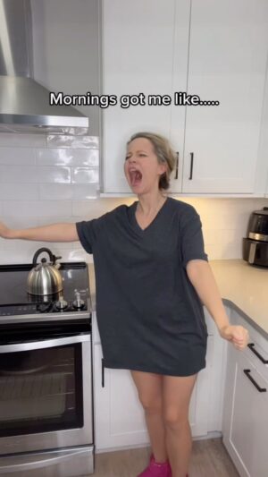 Tammin Sursok Instagram - Jet lag got me like 🥱🥸 Anyone else like this?!😂 👇🏻👇🏻👇🏻👇🏻 #funnyvideos