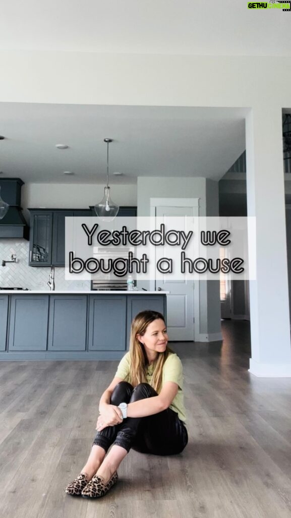 Tammin Sursok Instagram - Today we walked into our first family home together. I honestly think buying a house is harder than having a baby! There were so many highs and lows trying to make this happen. There were many times I didn’t think it was going to happen but we closed on this home, a dream of mine, a few days ago. 💕Some time soon I’ll go into all these ups and down but for now I’m taking a deep breath and going to look for a fridge 🤣 Get ready for some fun home and renovation connect coming soon! Thank you @defymortgage_ and @franwolfegroup for dealing with my 2am calls from Australia and making this happen. Here’s to a new chapter! #homeownership #renovation #homebuild #interior #kitchen