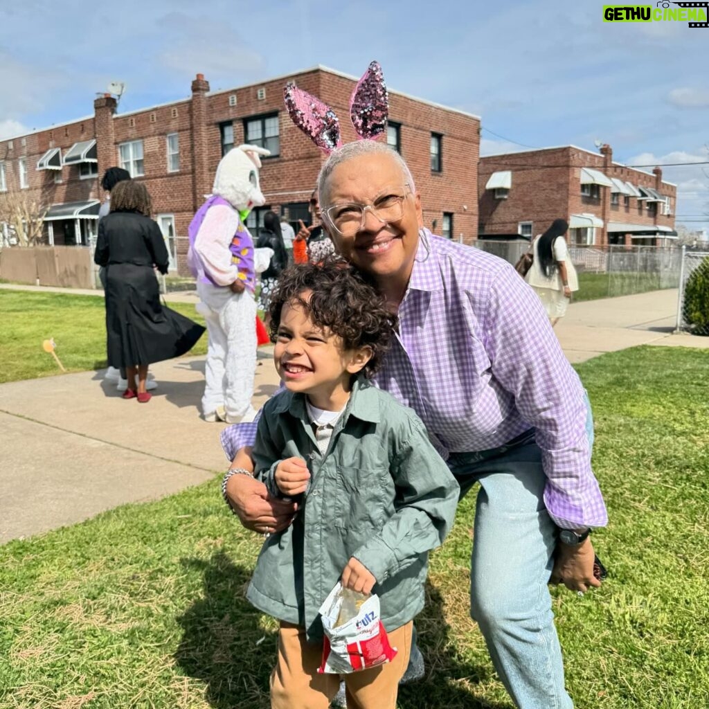 Tamron Hall Instagram - The legendary North Philly Easter egg hunt has a new member Blessed to spend this day with my Philadelphia folks We have counted down all year to this Moses Moment: Happy Easter